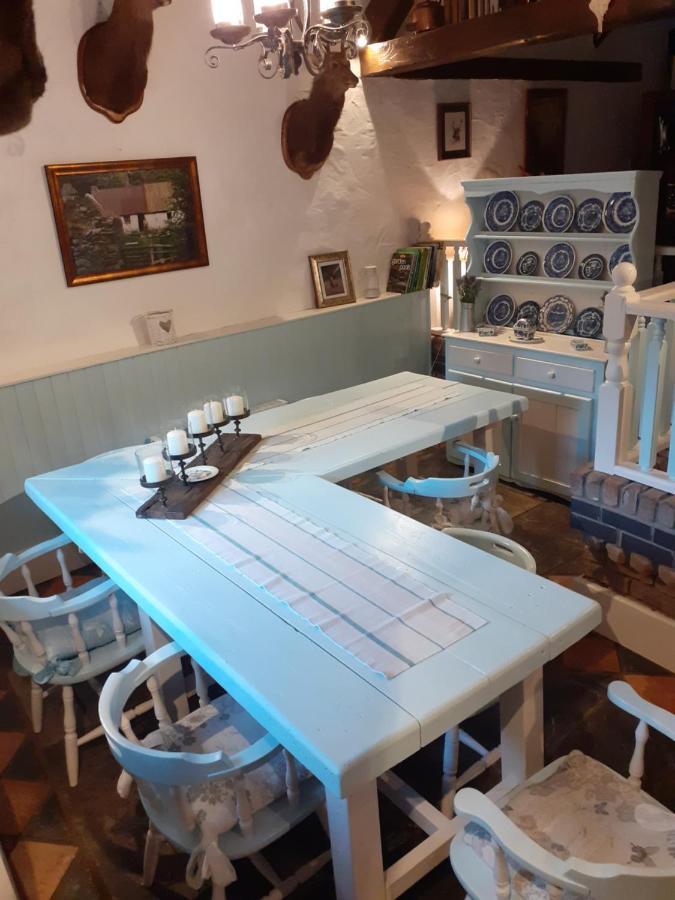 Clarisses Cottage Лара Екстер'єр фото
