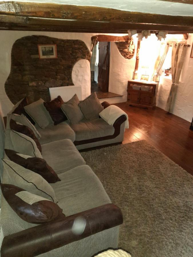 Clarisses Cottage Лара Екстер'єр фото