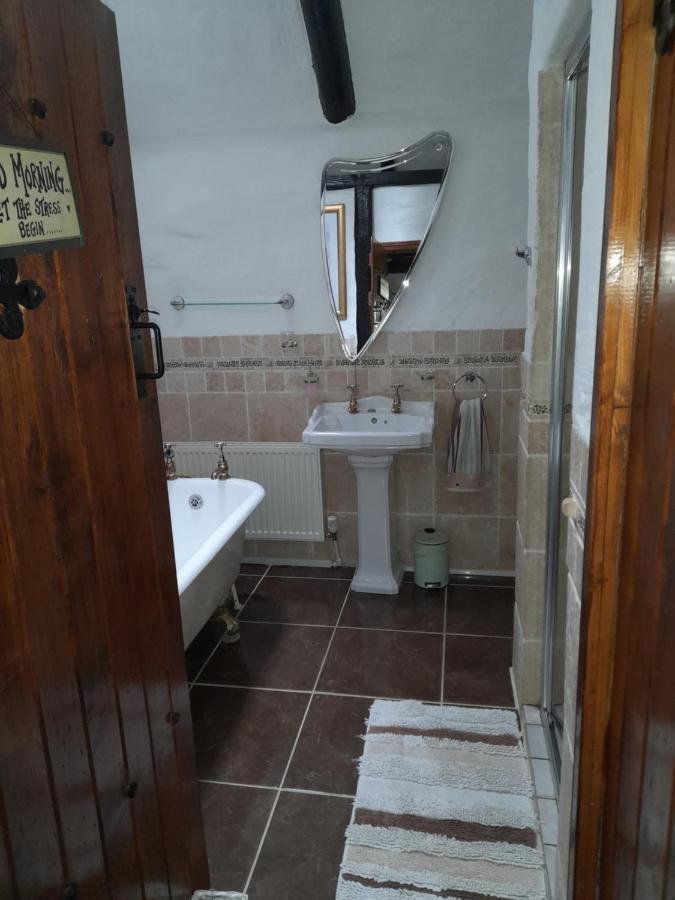 Clarisses Cottage Лара Екстер'єр фото