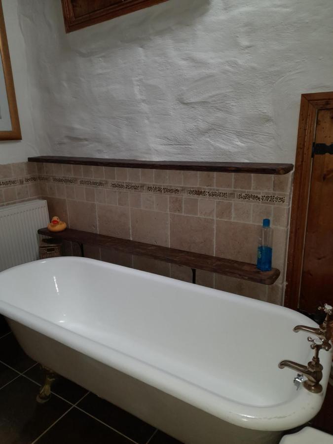Clarisses Cottage Лара Екстер'єр фото