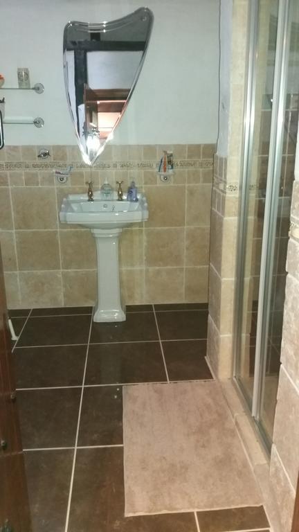 Clarisses Cottage Лара Екстер'єр фото